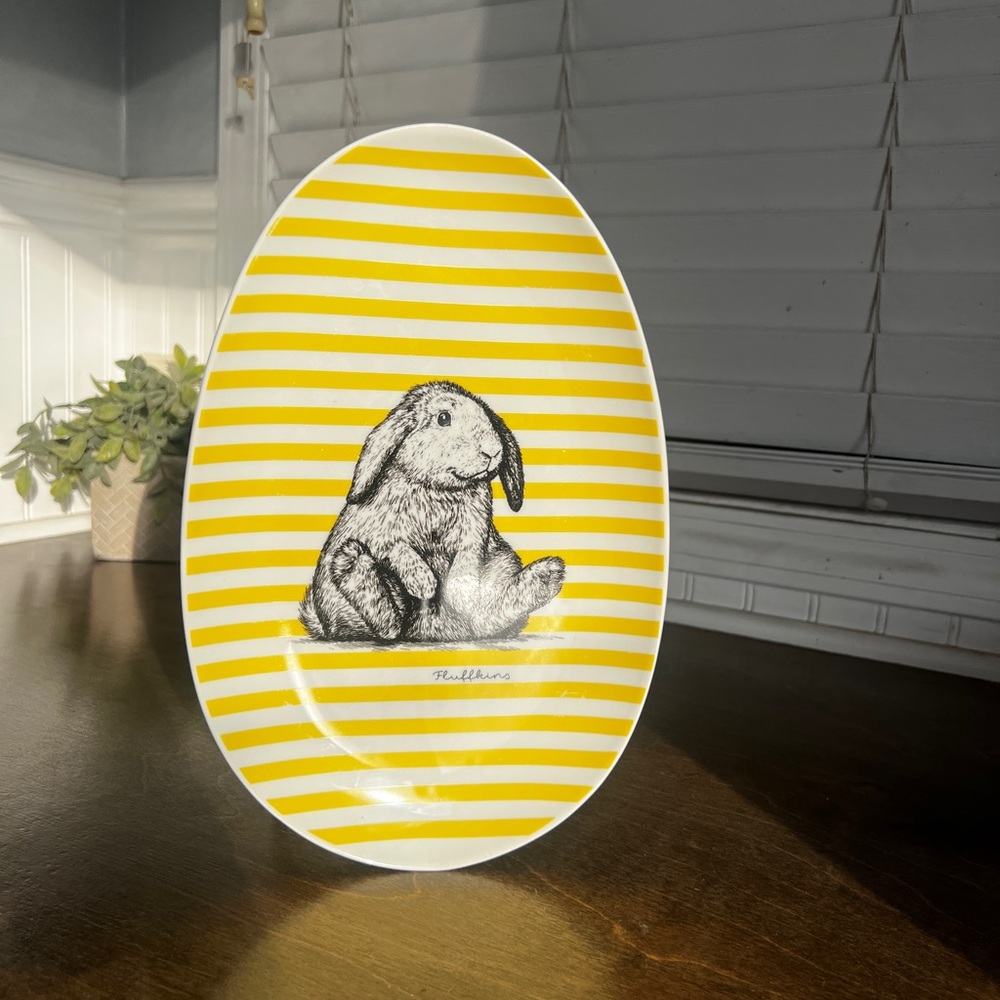 Yellow Striped Rabbit Plate - Picture 2 of 3